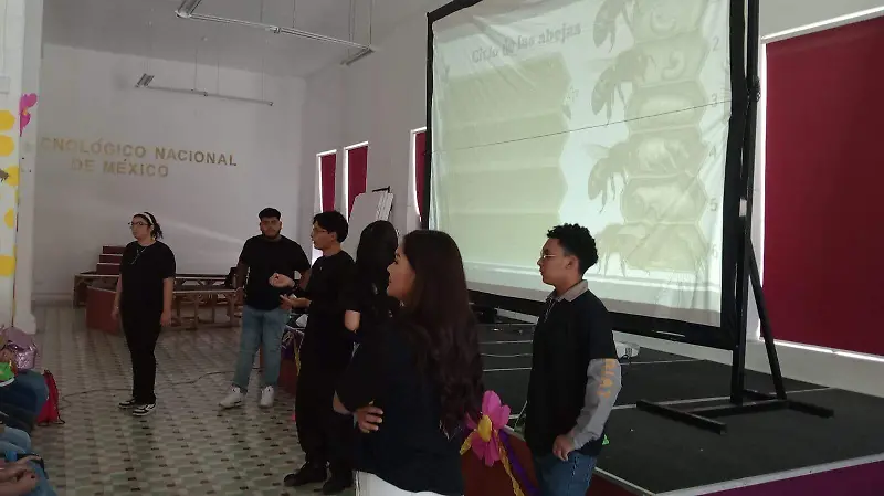 Tianguis de la Ciencia en Celaya (6)